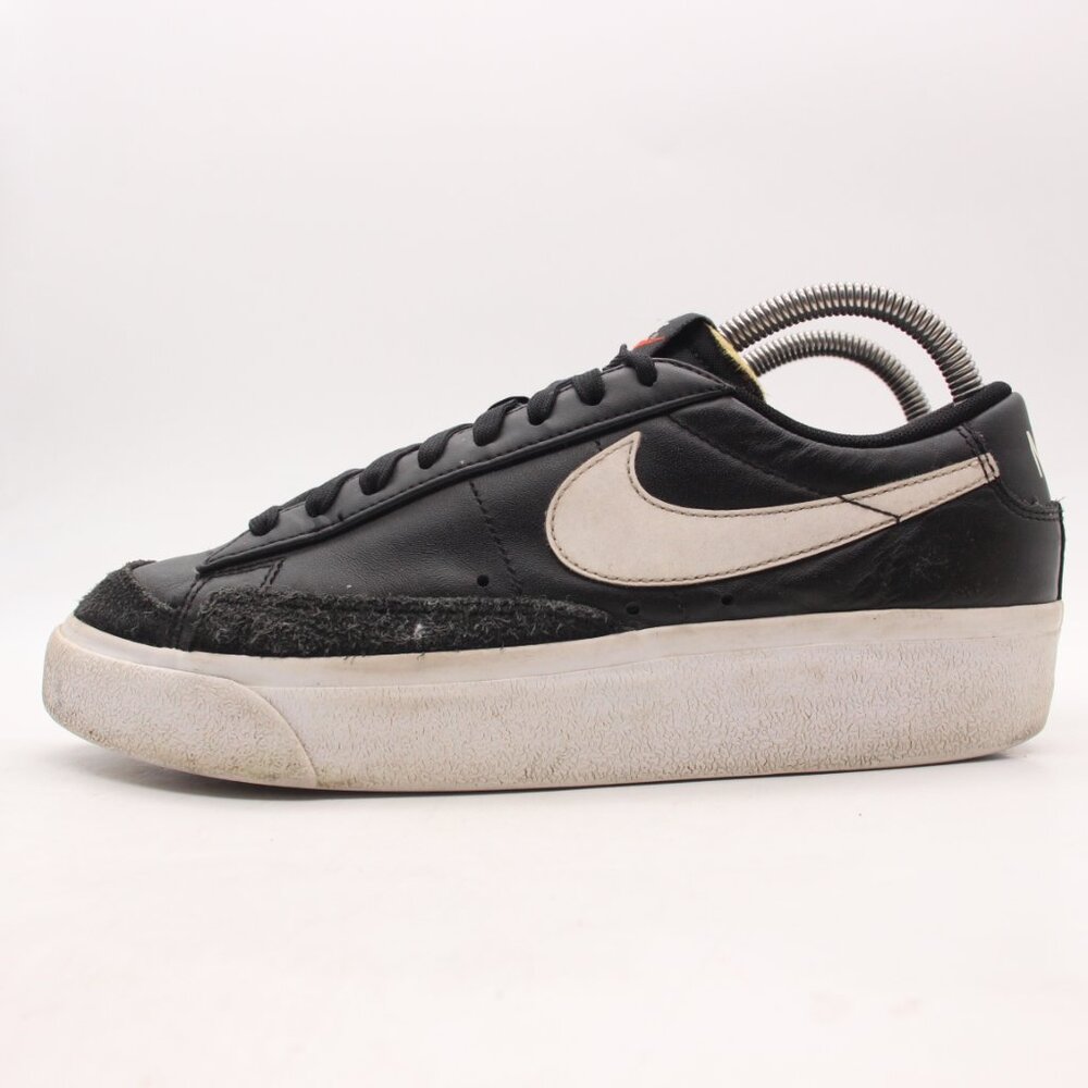 Nike Blazer Low Platform Womens Size 8.5 Black Athletic Sneakers DJ0292-001 - Picture 4 of 9